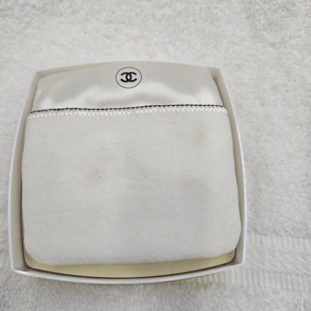 CHANEL N°5 Poudre Après Bain De Luxe Bath Powder for Women White 2oz Luxury Bath